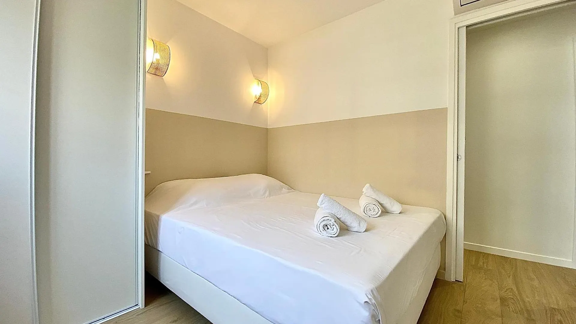 Appartement Cannes 2 Chambres - 14J Apartment