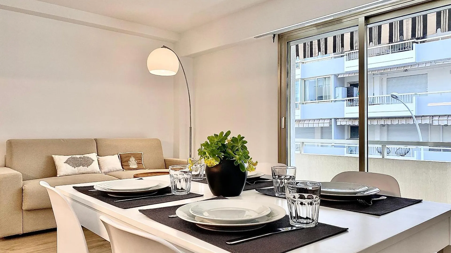 Apartmán Appartement Cannes 2 Chambres - 14J